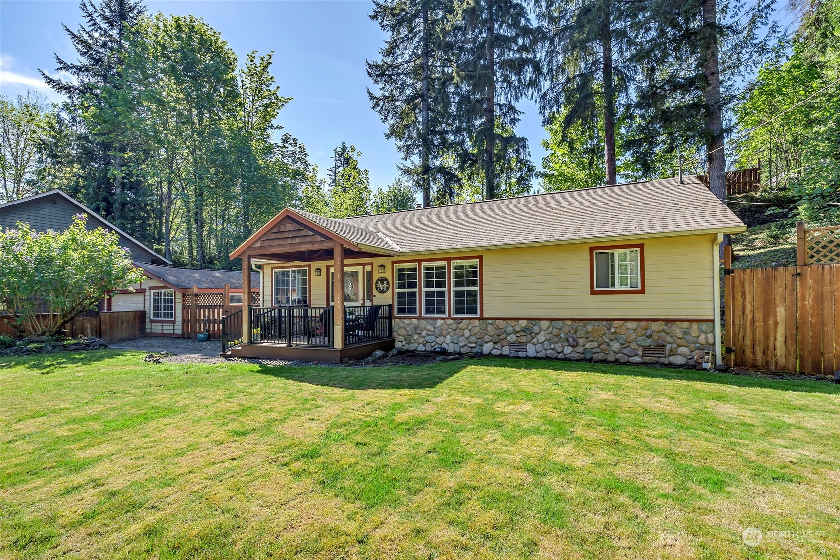 5089 David Road Northwest Bremerton, WA 98312 - Photo 1 of 34 Gallery Image 1