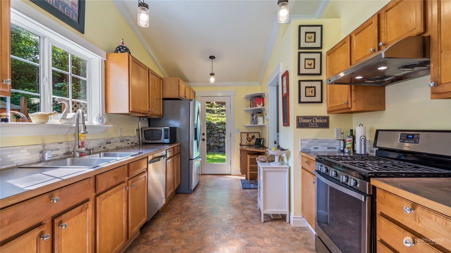5089 David Road Northwest Bremerton, WA 98312 - Photo 11 of 34 Gallery Image 11