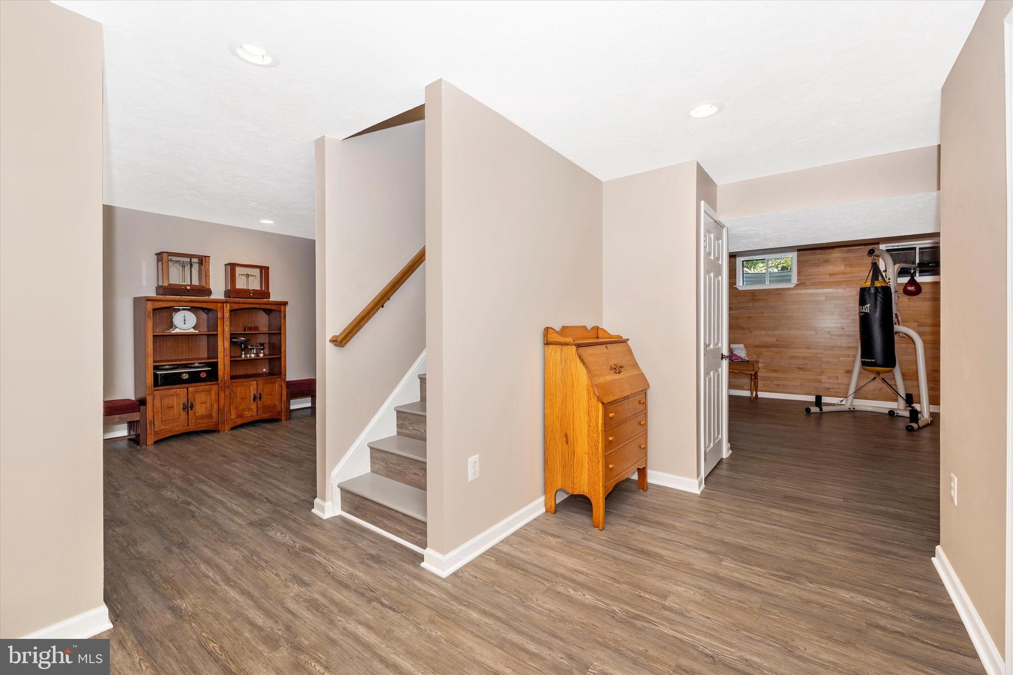 6341 Claridge Drive North Frederick, MD 21701 - Photo 29 of 54 a view of a livingroom with furniture and hardwood floor