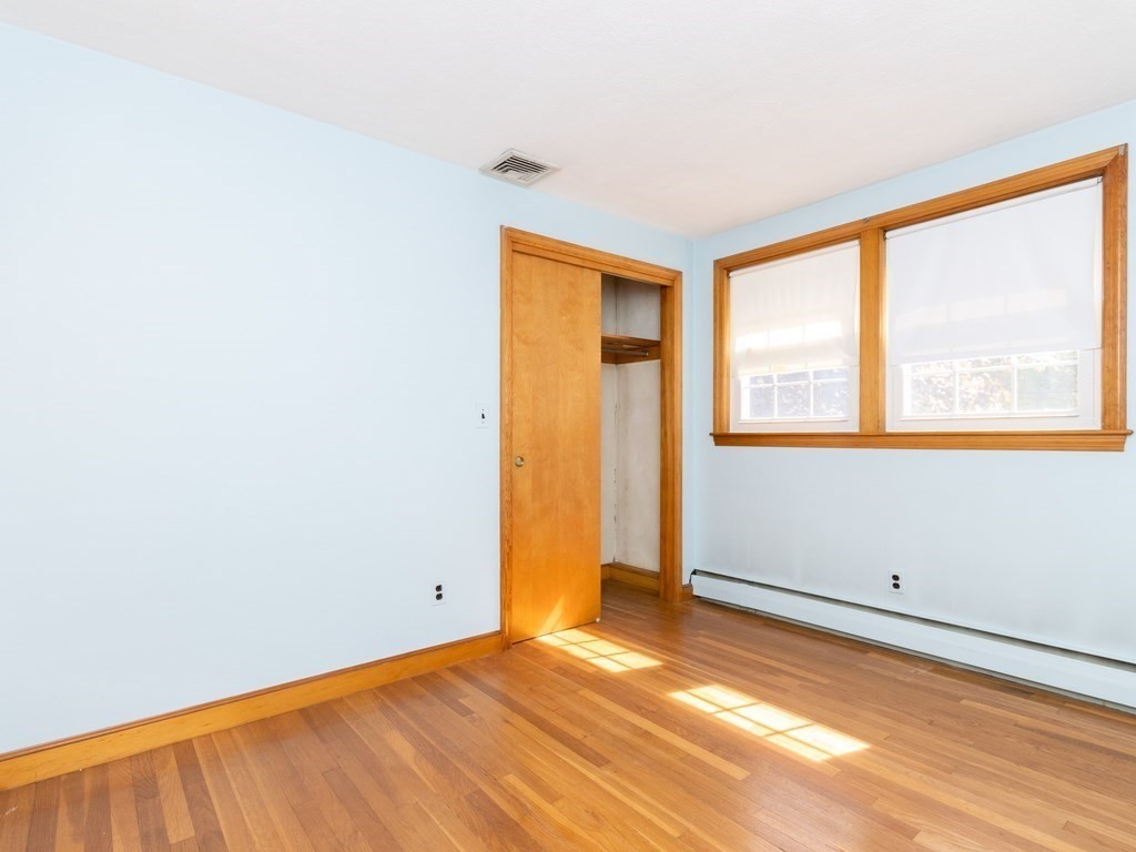 15 Harrow Road Norwood, MA 02062 - Photo 20 of 35 Gallery Image 20
