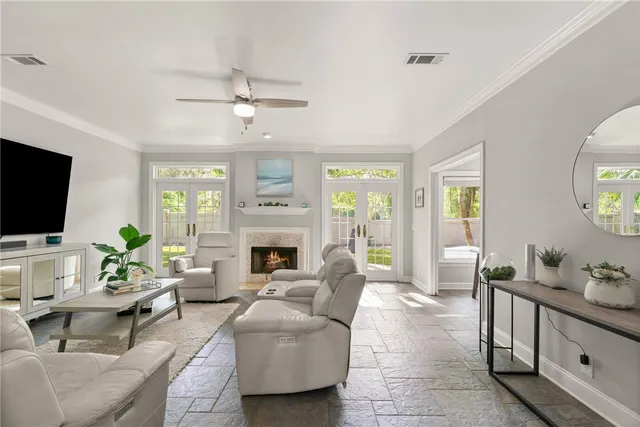 $639,900 | 203 Highpoint Street, St. Simons Island, GA 31522