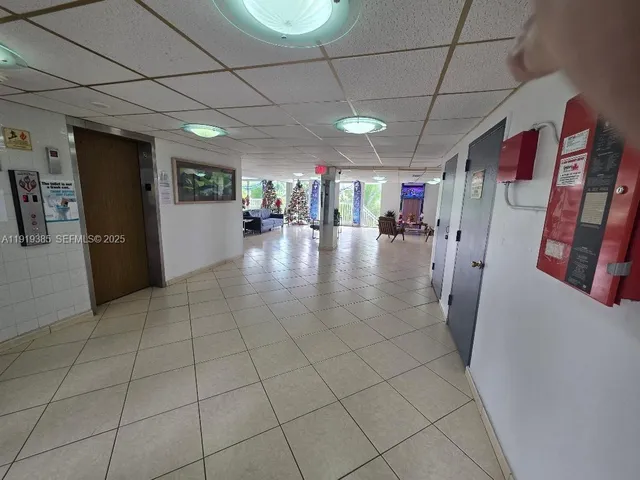 a view of a livingroom with furniture