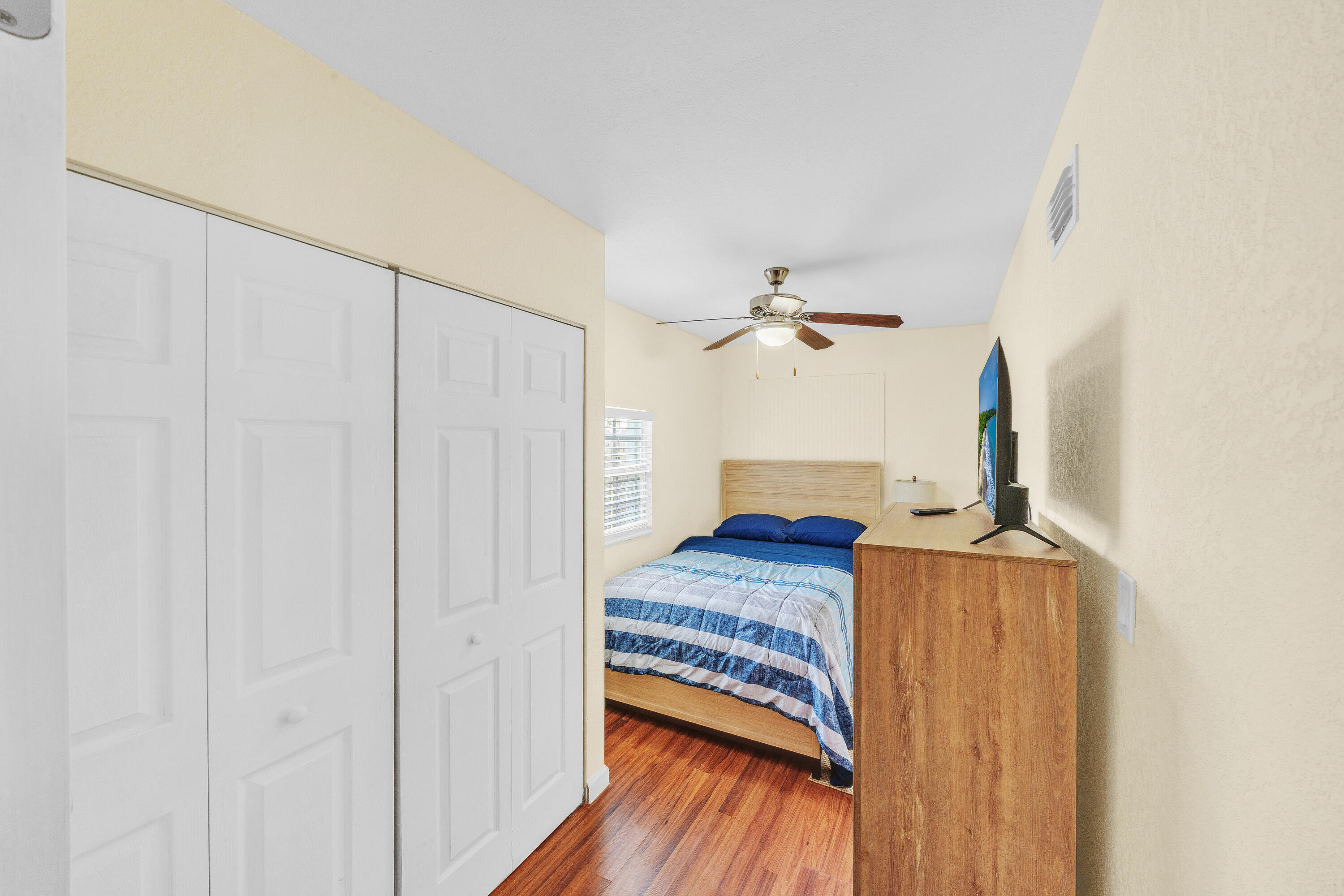 1350 Riverside Circle, Unit 1 Wellington, FL 33414 - Photo 16 of 43 9 Guest Bedroom (2)