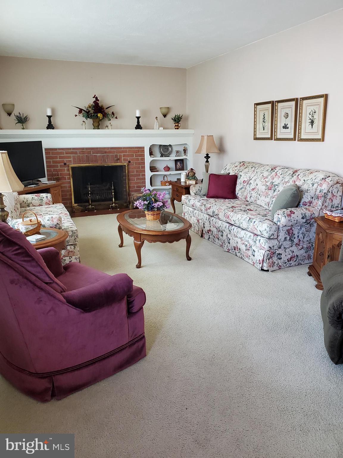 798 Southern Road York, PA 17403 - Photo 3 of 32 Gallery Image 3
