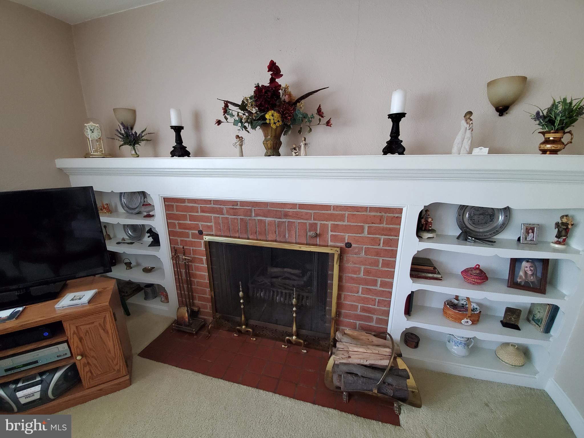 798 Southern Road York, PA 17403 - Photo 4 of 32 Gallery Image 4