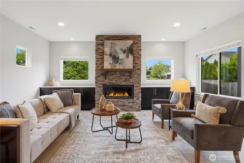 $1,178,000 | 1521 184th Street Southwest, Lynnwood, WA 98037