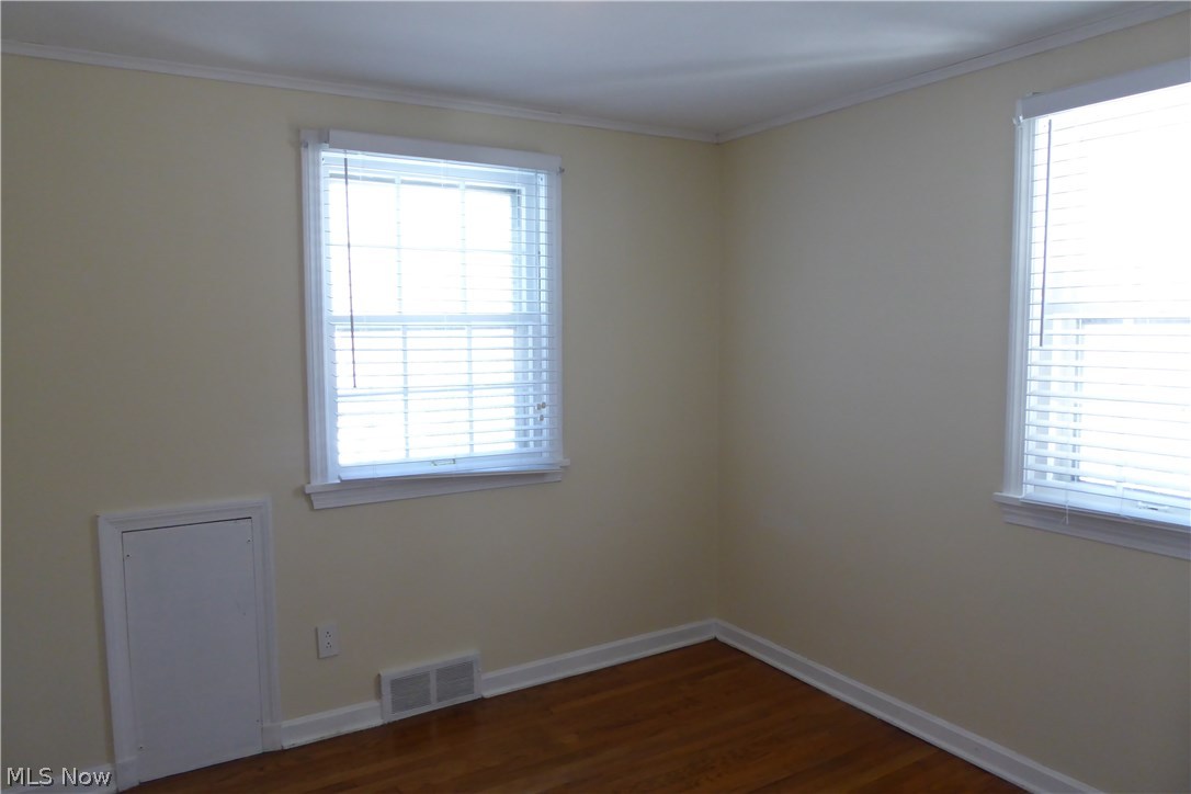 15421 Hemlock Point Road Chagrin Falls, OH 44022 - Photo 21 of 29 Smallest of the Three Upstairs Bedrooms with Hardwood Flooring.
