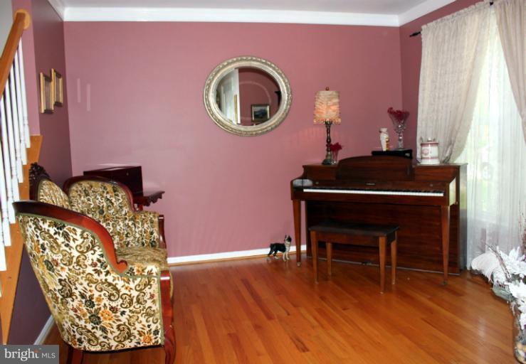 111 Riverside Road Edgewater, MD 21037 - Photo 3 of 27 Dining Room