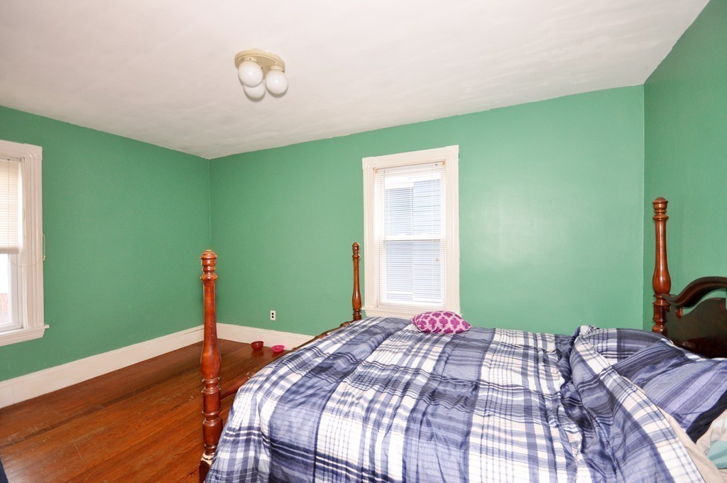 52 Highland Road Somerville, MA 02144 - Photo 17 of 24 Gallery Image 17