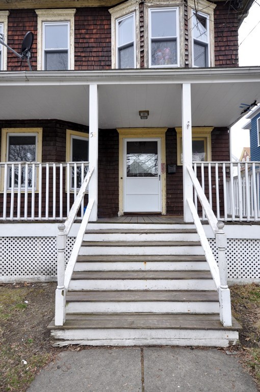 52 Highland Road Somerville, MA 02144 - Photo 2 of 24 Gallery Image 2