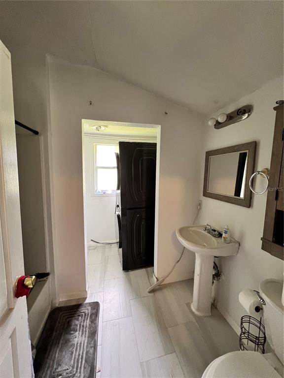 4223 Sawyer Road Sarasota, FL 34233 - Photo 16 of 18