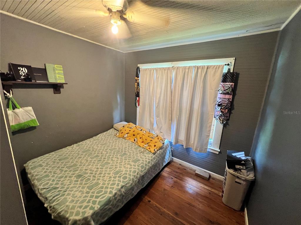 4223 Sawyer Road Sarasota, FL 34233 - Photo 18 of 18