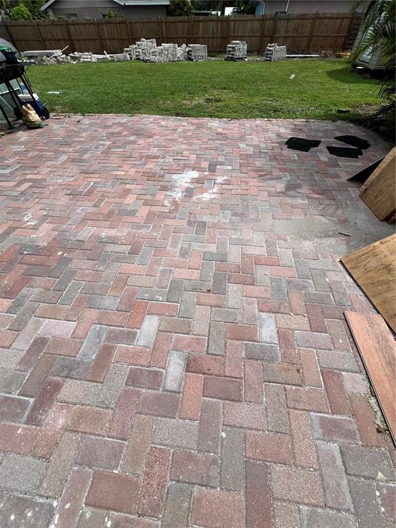 4223 Sawyer Road Sarasota, FL 34233 - Photo 9 of 18