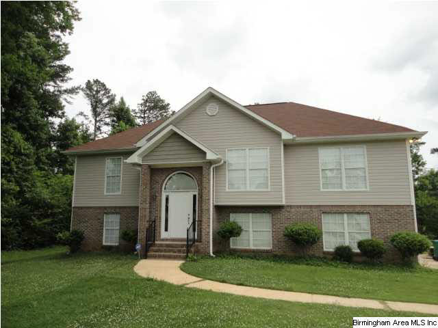 317 3rd Place Pleasant Grove, AL 35127 - Photo 1 of 19