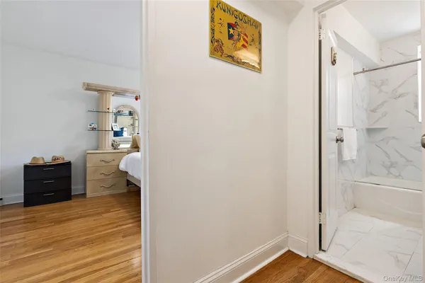 $189,000 | 205 East 238th Street, Unit 2C | Woodlawn Heights