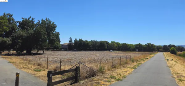 $975,000 | Sand Creek Road, Brentwood, CA 94513