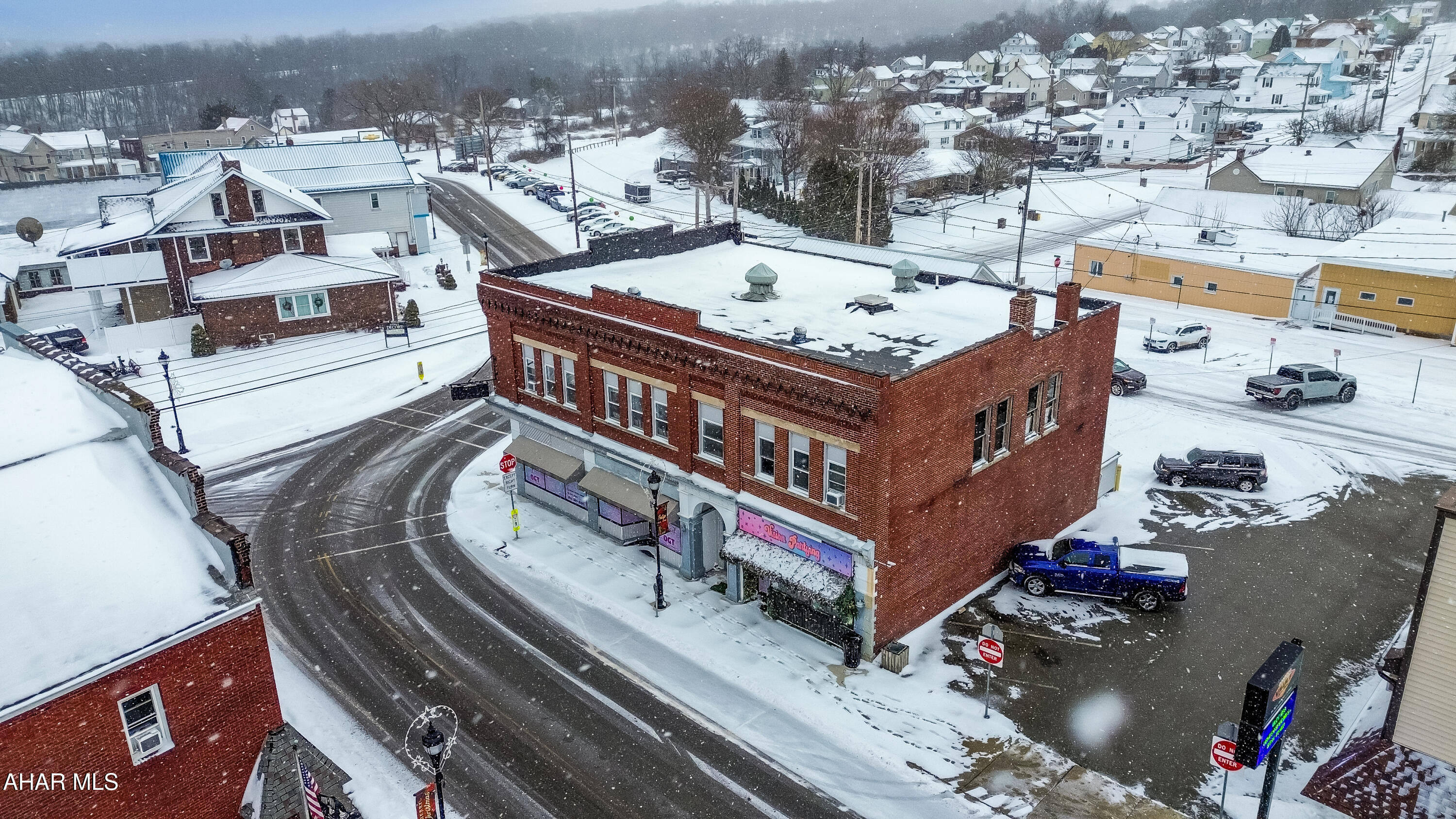 605 Main Street Portage, PA 15946 - Photo 7 of 41
