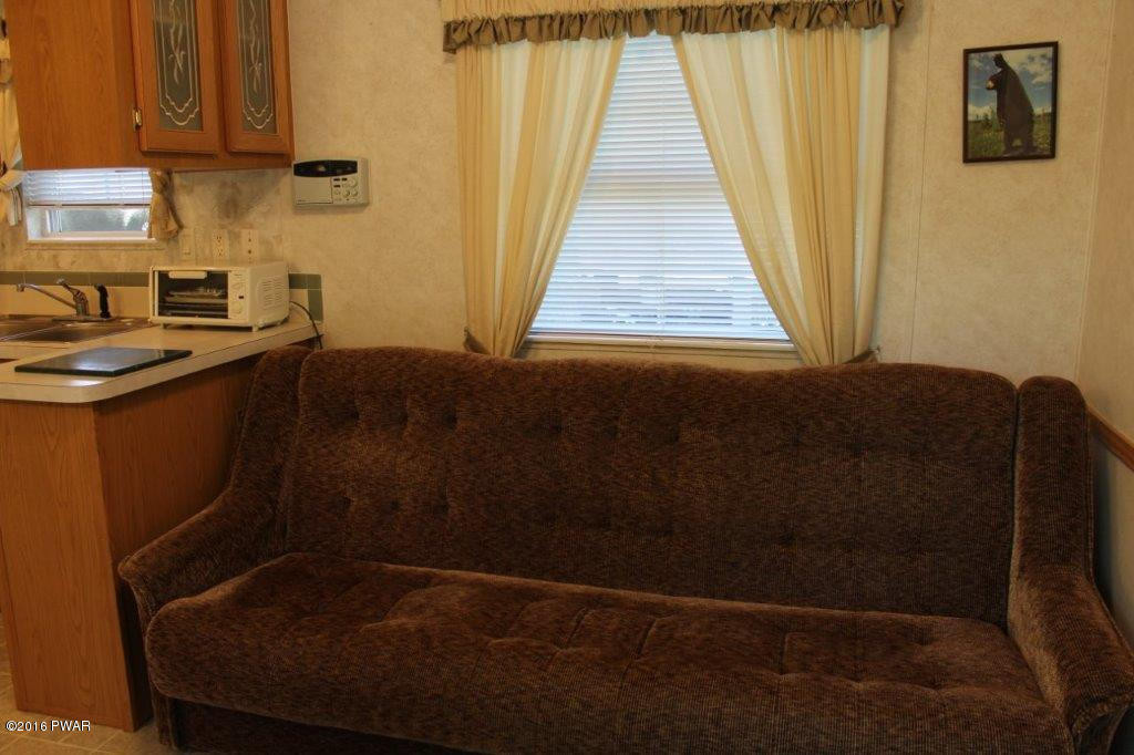 112 Big Bear Road Hawley, PA 18428 - Photo 6 of 19