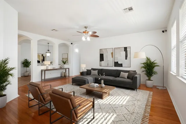 $350,000 | 601 Red Hawk Drive, Leander, TX 78641