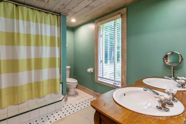 $1,600,000 | 397 Fern Hill, Dorset, VT 05251