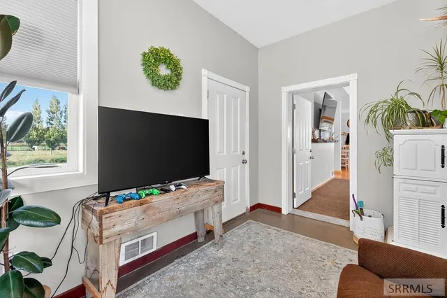 $495,000 | 1287 North 1130 East, Shelley, ID 83274