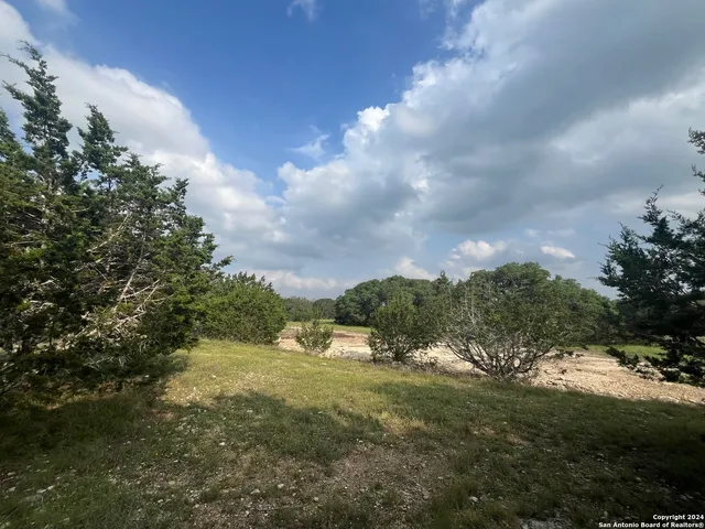 $115,000 | 25 Vaquero Drive, Pipe Creek, TX 78063