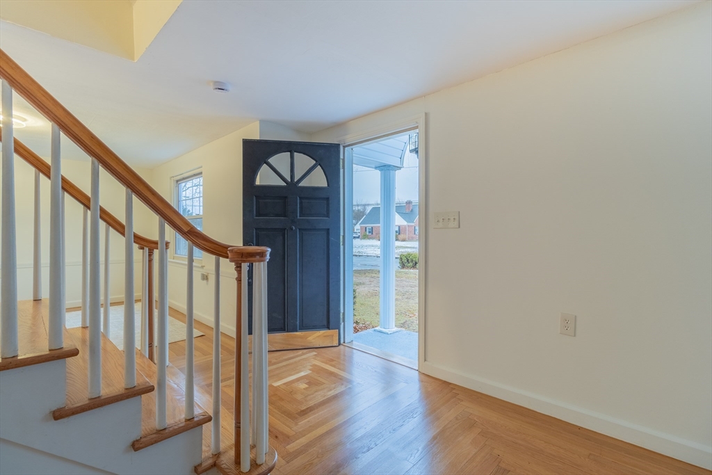 64 Acrebrook Road Springfield, MA 01129 - Photo 14 of 36