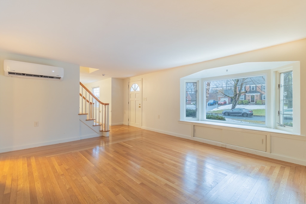 64 Acrebrook Road Springfield, MA 01129 - Photo 15 of 36