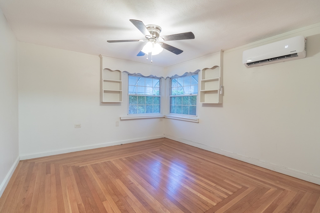 64 Acrebrook Road Springfield, MA 01129 - Photo 19 of 36