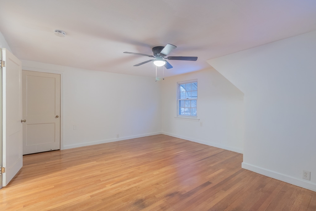 64 Acrebrook Road Springfield, MA 01129 - Photo 21 of 36