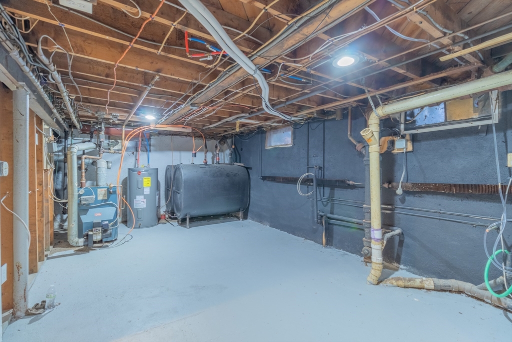 64 Acrebrook Road Springfield, MA 01129 - Photo 32 of 36