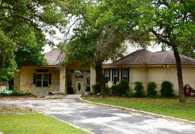 $390,000 | 101 Hillside Drive, Spring Branch, TX 78070
