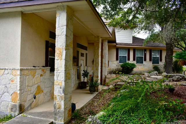$390,000 | 101 Hillside Drive, Spring Branch, TX 78070