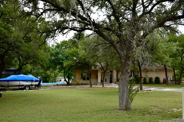 $390,000 | 101 Hillside Drive, Spring Branch, TX 78070