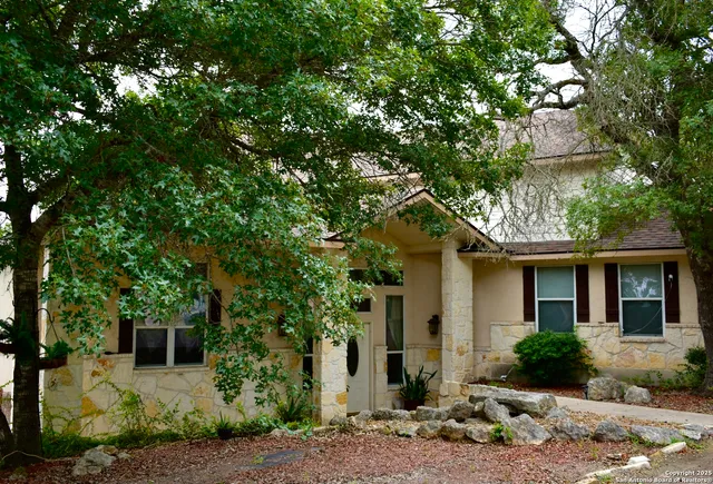 $390,000 | 101 Hillside Drive, Spring Branch, TX 78070