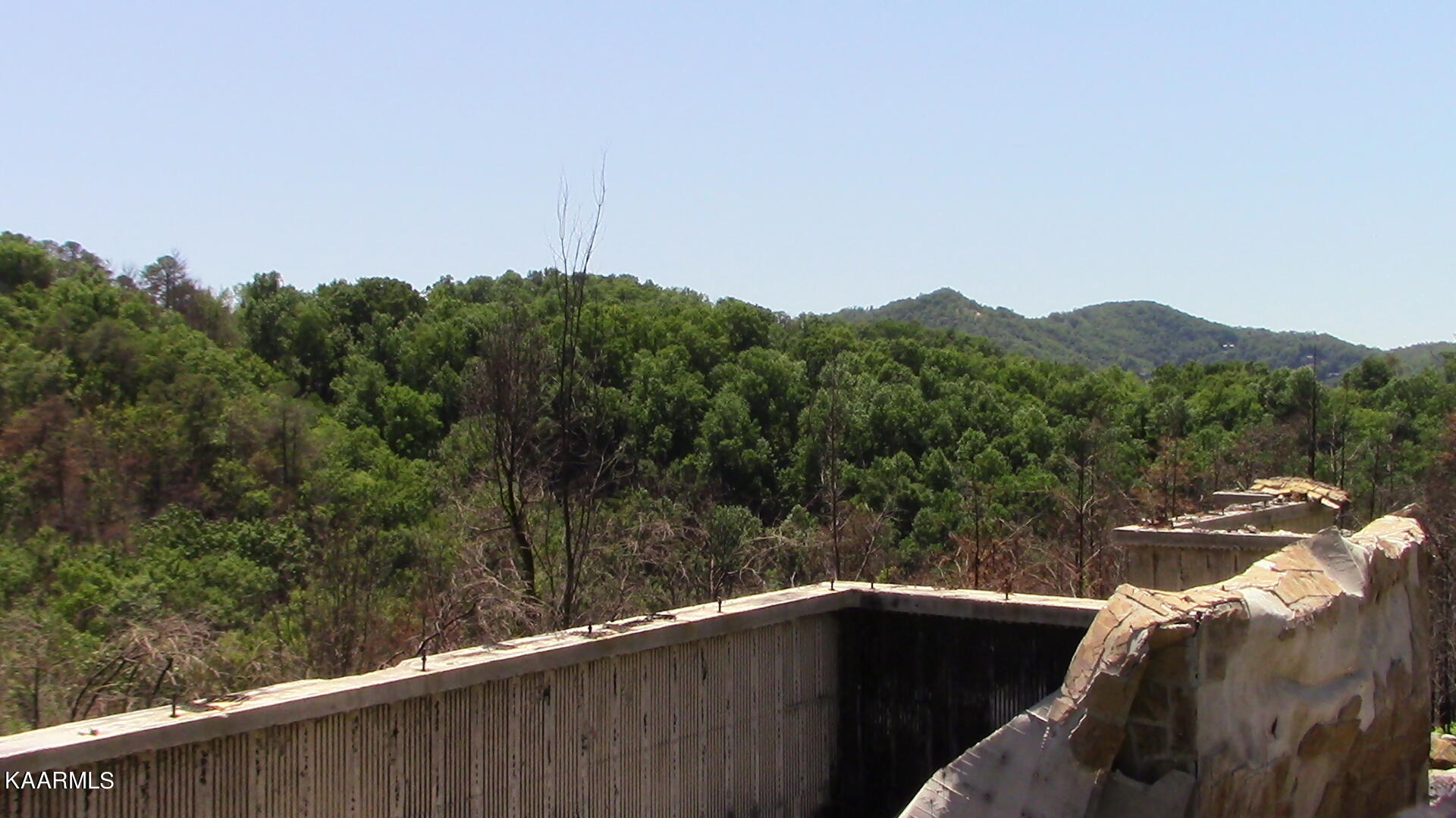 2261 Lone Ridge Drive Sevierville, TN 37862 - Photo 13 of 16 IMG_0667