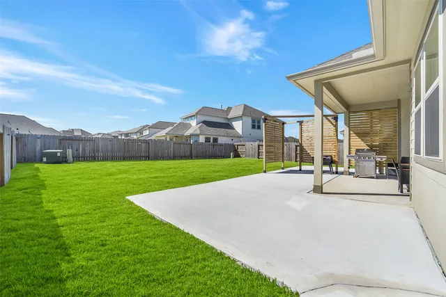 $2,800 | 31419 Elmgrove Knoll Drive, Cypress, TX 77433