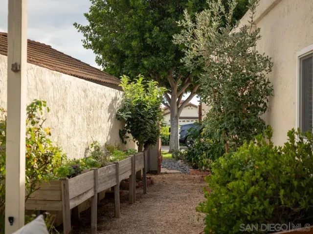 $889,000 | 12872 Circulo Dardo, San Diego, CA 92128