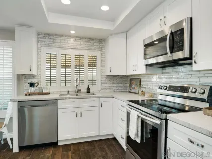 $889,000 | 12872 Circulo Dardo, San Diego, CA 92128