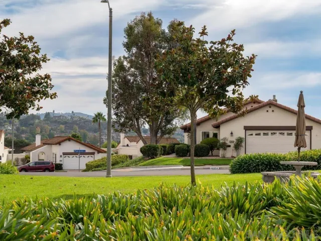 $889,000 | 12872 Circulo Dardo, San Diego, CA 92128