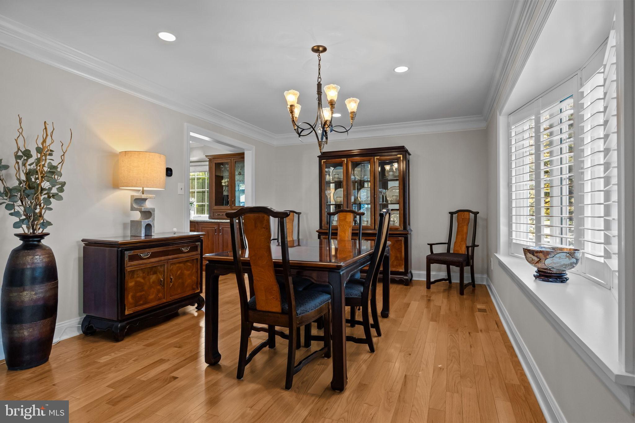 284 Greenview Road Yardley, PA 19067 - Photo 17 of 47 Dining Room