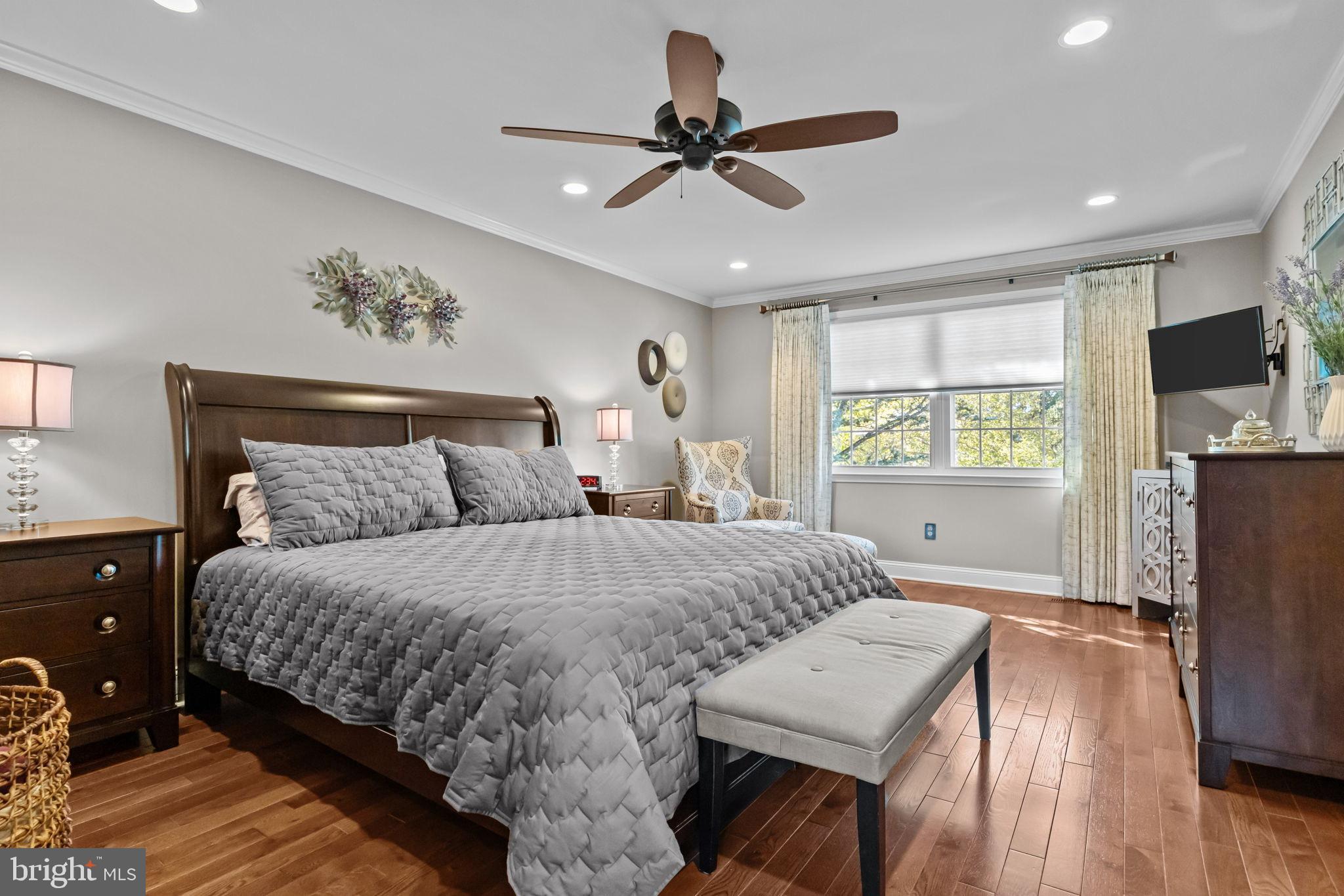 284 Greenview Road Yardley, PA 19067 - Photo 22 of 47 Primary Bedroom