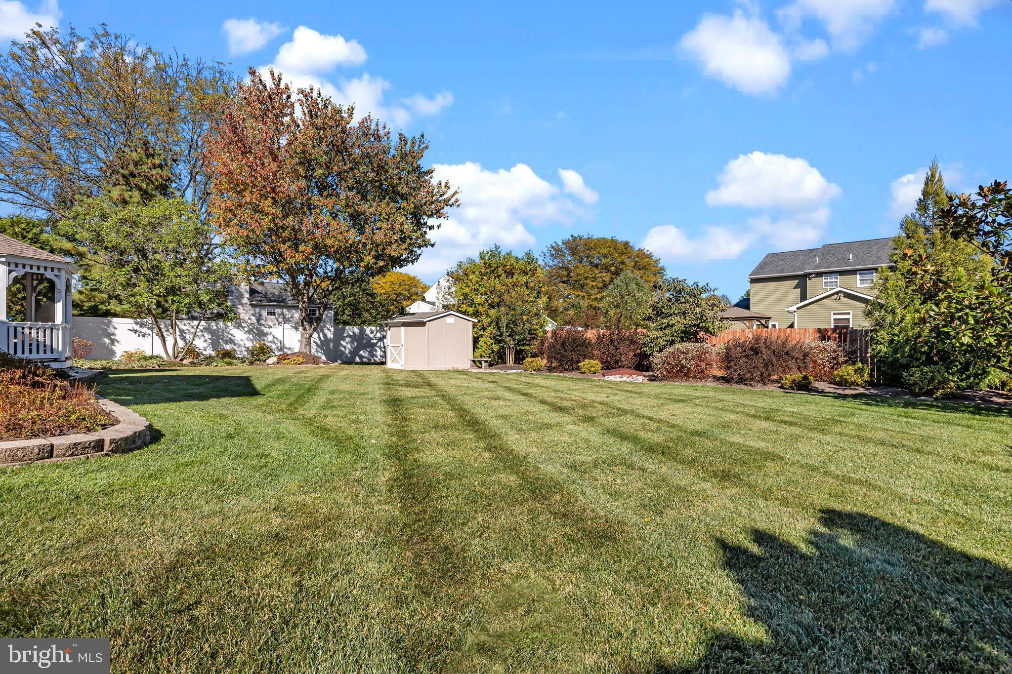 284 Greenview Road Yardley, PA 19067 - Photo 38 of 47 Large Fenced in yard