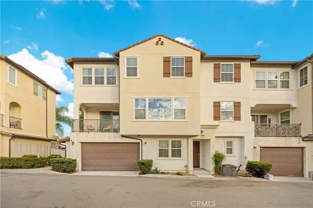 $709,000 | 221 Promenade Street, Pomona, CA 91768