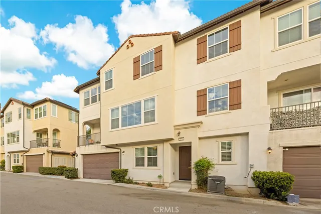 $709,000 | 221 Promenade Street, Pomona, CA 91768