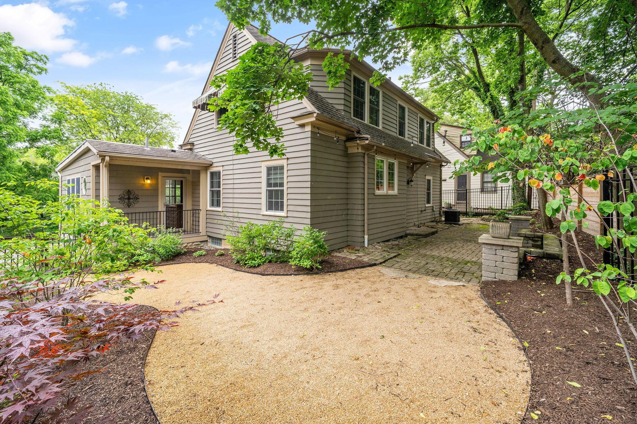 137 East Torrence Road Columbus, OH 43214 - Photo 57 of 68 60-web-or-mls-DSC02440