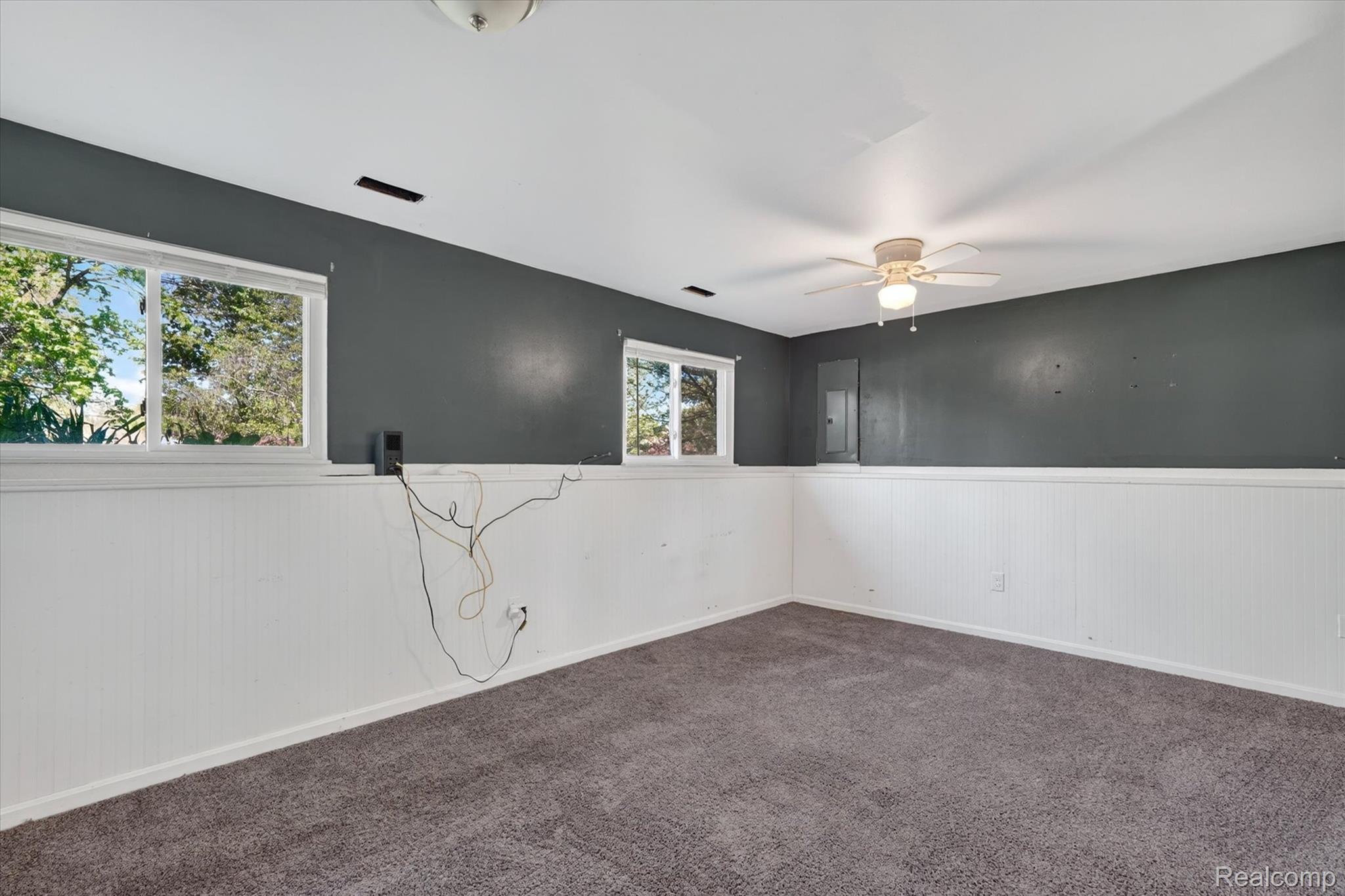 4450 North Vassar Road Flint, MI 48506 - Photo 25 of 46 29-4450-N-Vassar-Rd-WindowStill-Real-Estate-Photography-31.jpg