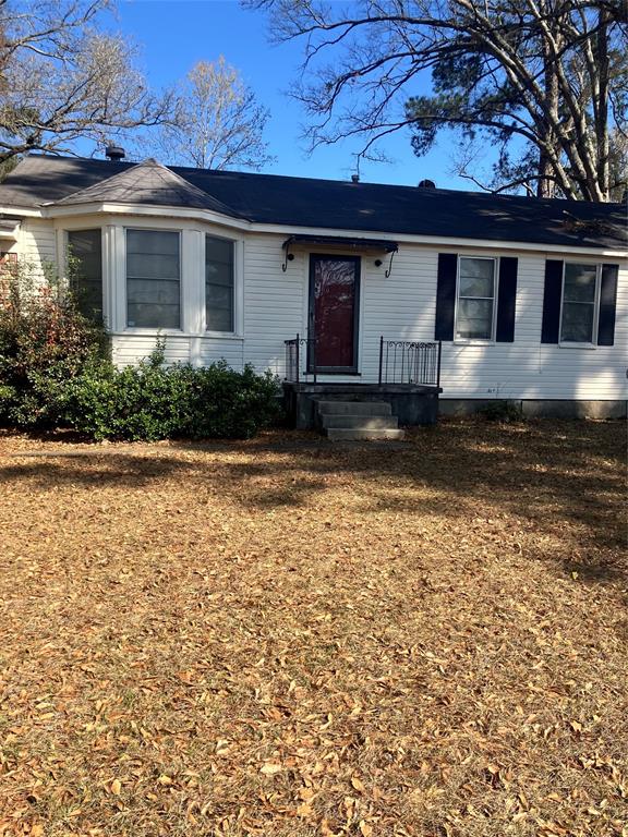 3106 Green Terrace Road Shreveport, LA 71118 - Photo 1 of 1 front view of house with a yard