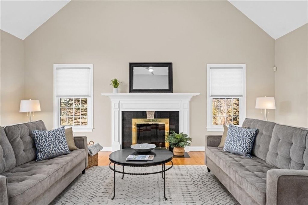 10 Eastbrook Farm Road Southborough, MA 01772 - Photo 16 of 40 Gallery Image 16