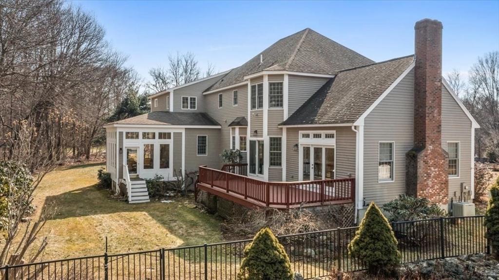 10 Eastbrook Farm Road Southborough, MA 01772 - Photo 35 of 40 Gallery Image 35